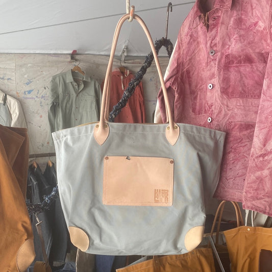 Freestyle lined tote with leather handles